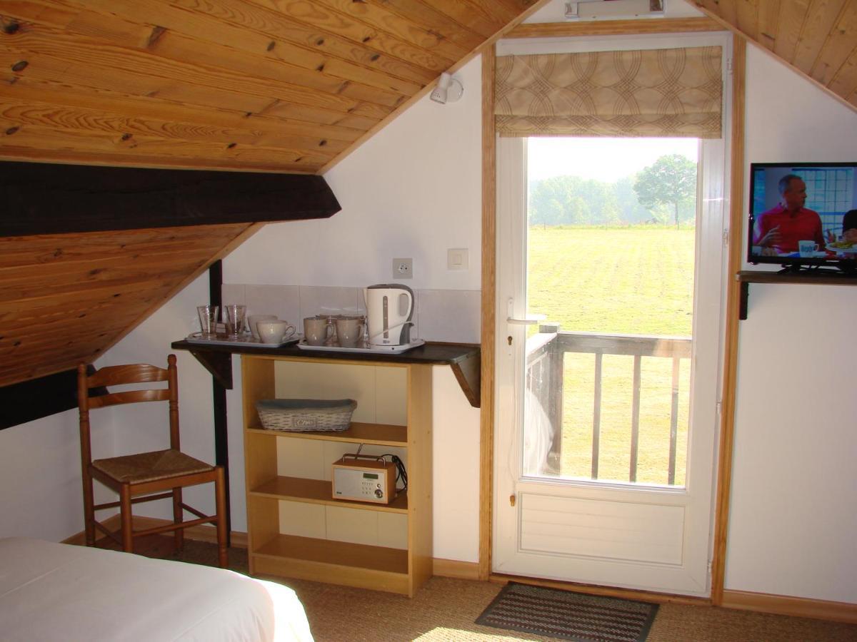 La Blanche Roche Bed & Breakfast Sourdeval Exterior photo